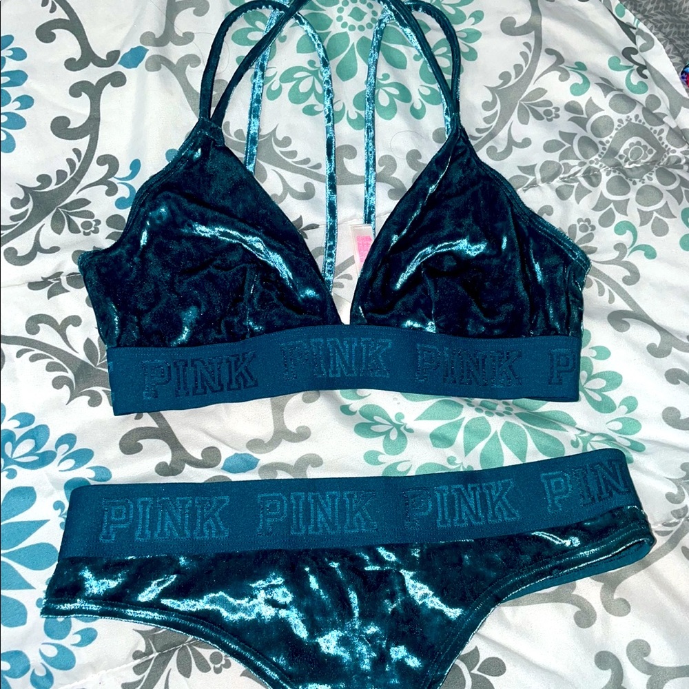 PINK Victoria’s Secret velvet 2 piece set